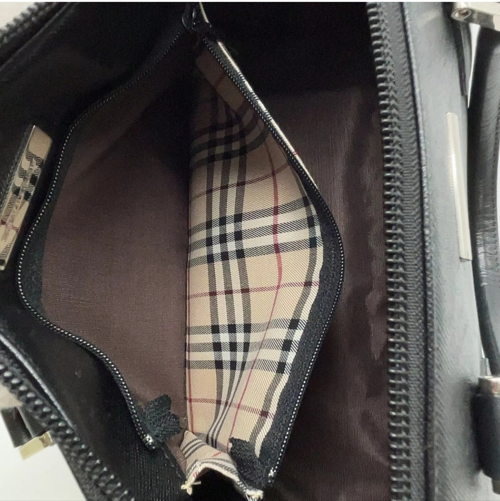 Auth Burberry Leather Black Nova Check Pattern Tubular Bag - Picture 14 of 16